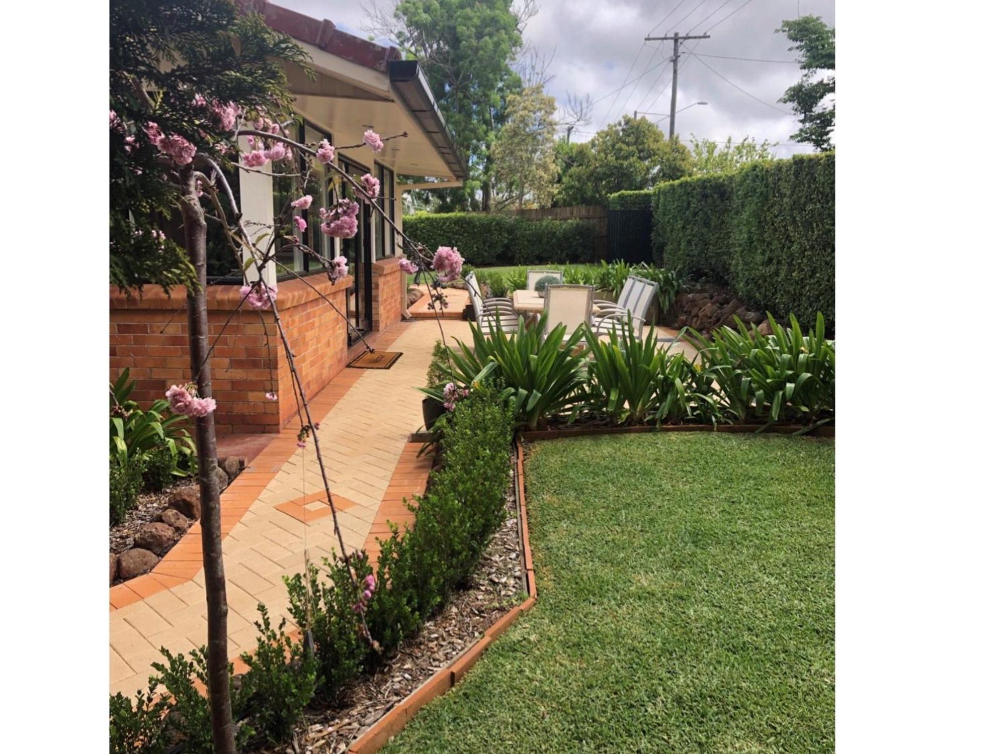 Hedge House - Luxury, Space, Style, Great Location Villa Toowoomba Exterior photo